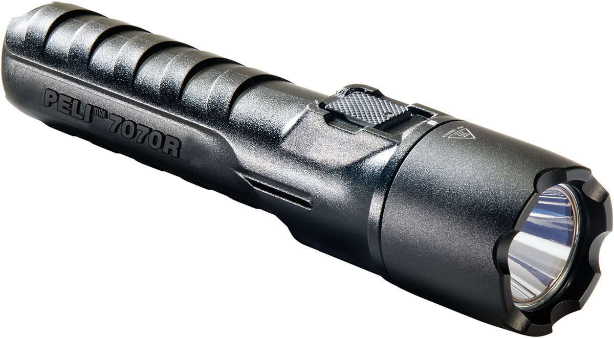 Torche Tactique Peli™ 7070R Rechargeable : achetez au meilleur prix sur  Proteclight